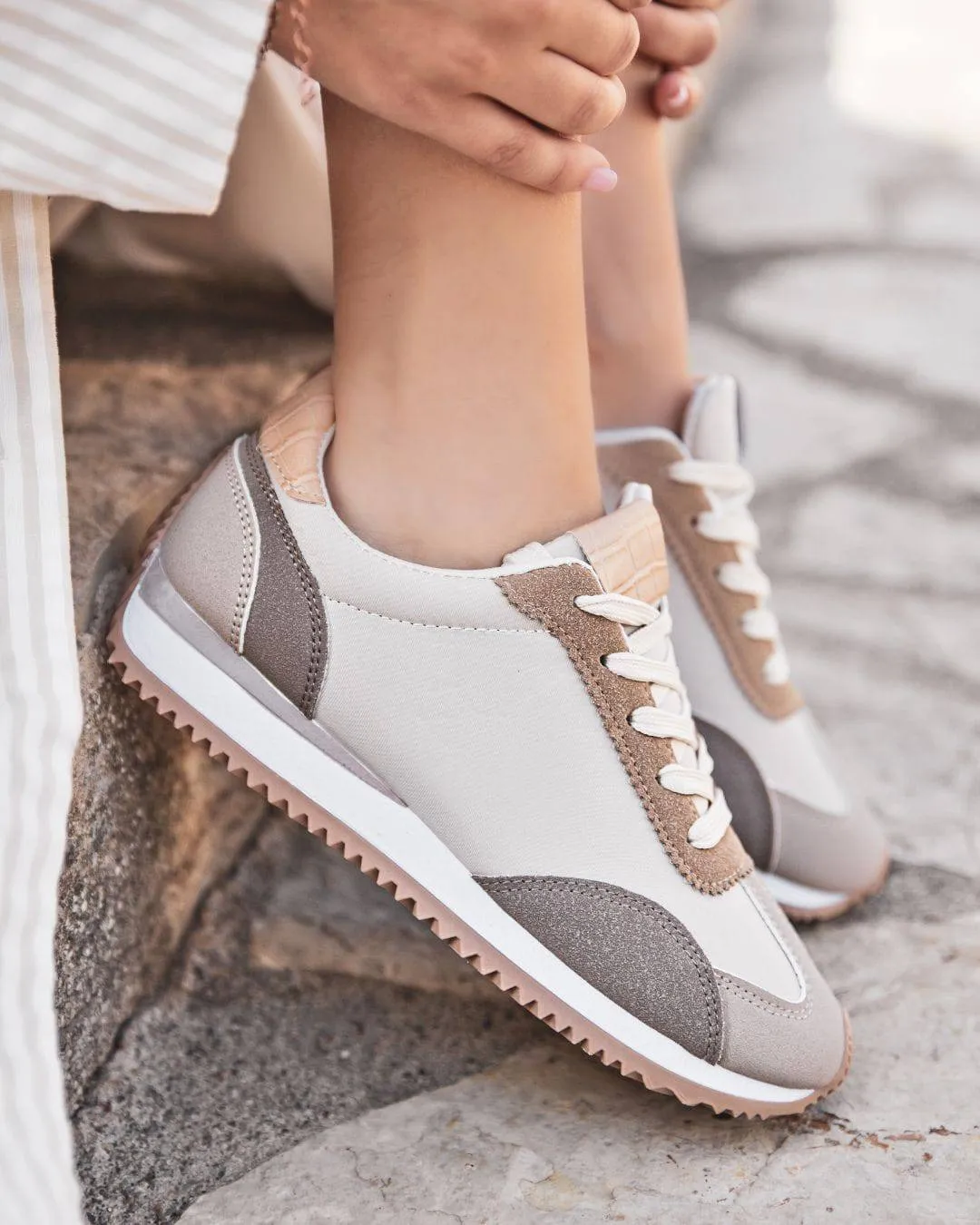 Basket femme taupe à lacets - Laurie