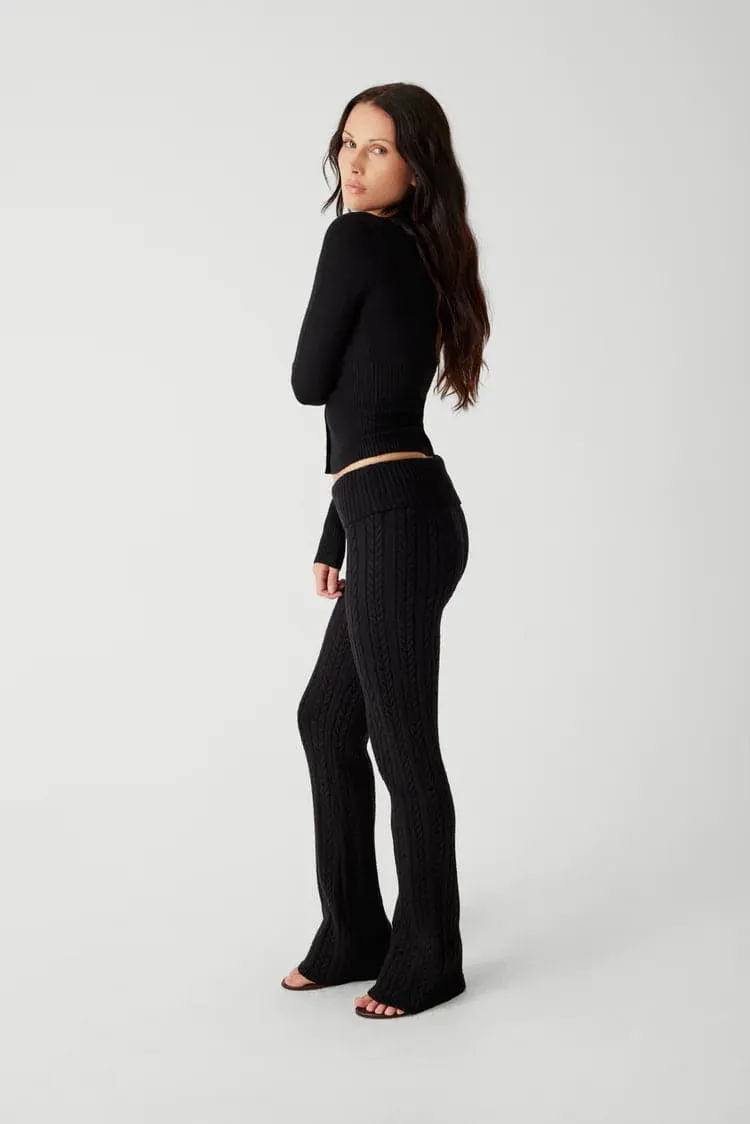 Frankies Bikinis Lenon Cloud Knit Button Up Cardigan in Black