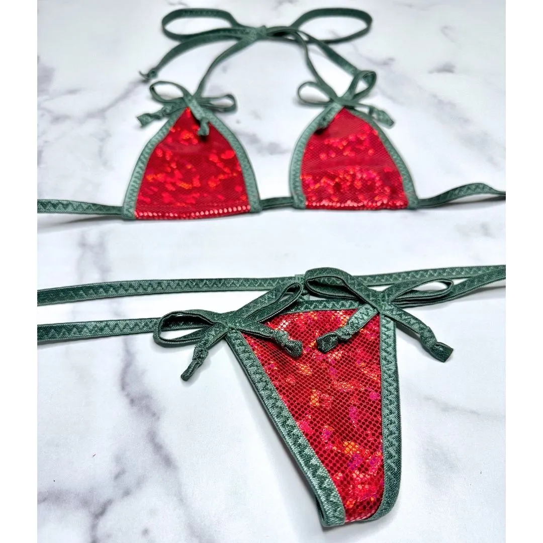 Holographic Red with Dark Green Christmas Bows Micro G-string Set