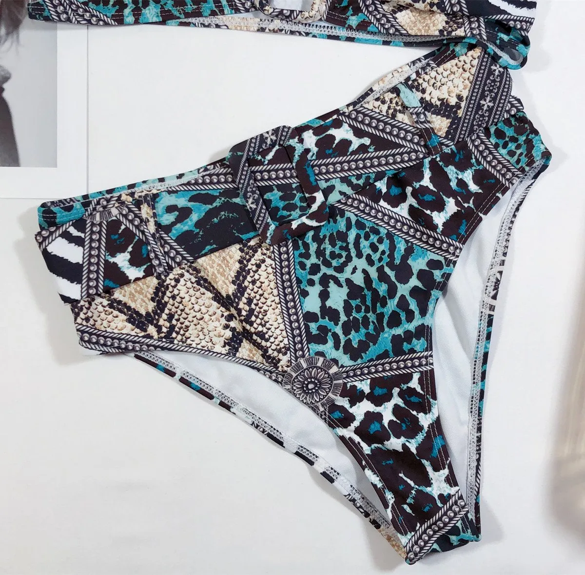 Hot Print Belt High Rise Triangle Bikinis