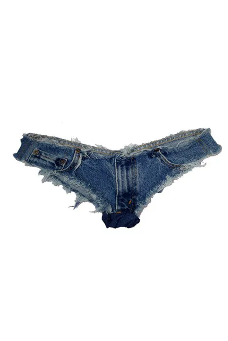 Levis Cut-Offs