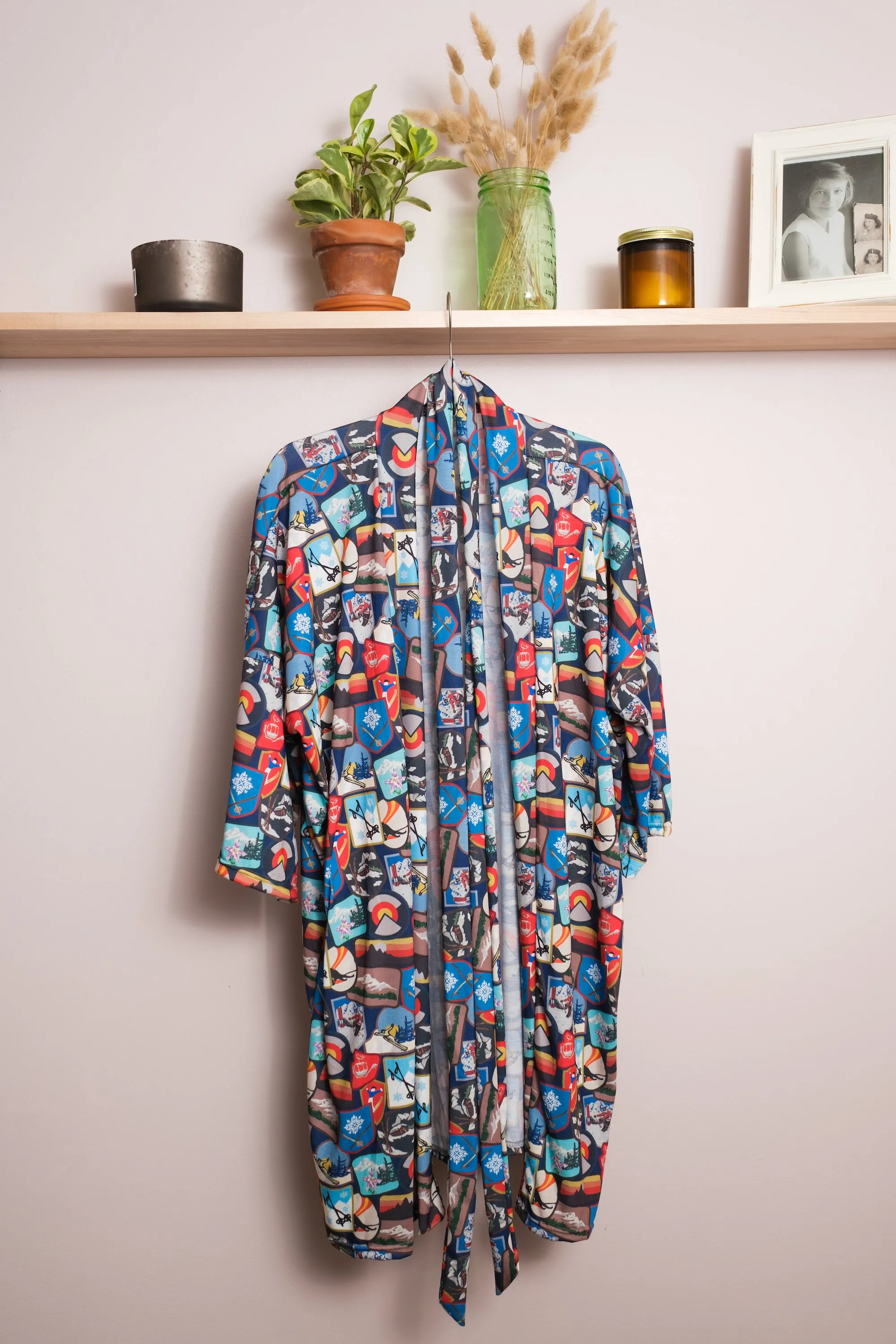 Vintage Ski Patches Robe