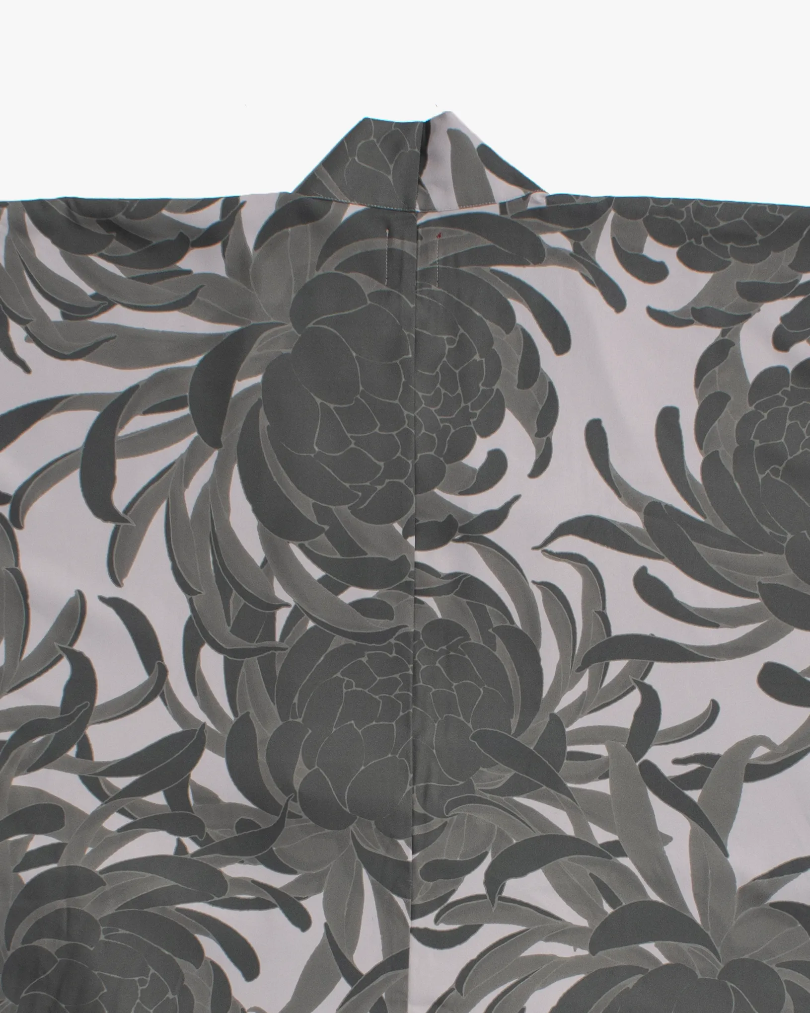 Wa-Modern Haori Robe, Grey Flower Pattern