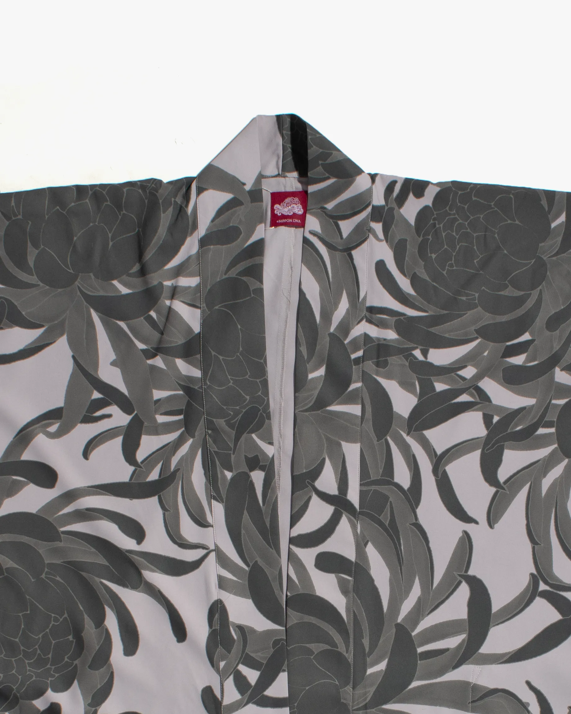 Wa-Modern Haori Robe, Grey Flower Pattern